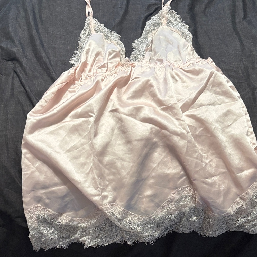 Elegant Pink Lace Trim Chemise